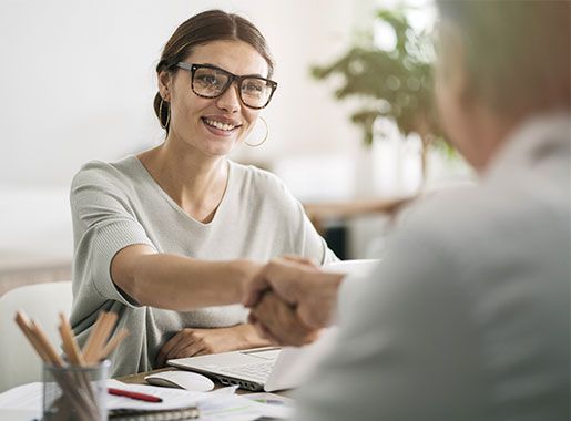 Une société à votre écoute avec un accompagnement personnalisé Une société à votre écoute avec un accompagnement personnalisé